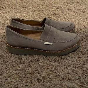 Naturalized slip on loafer